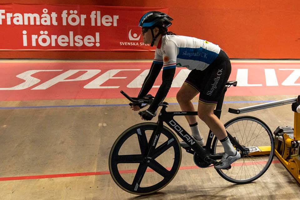 Anna Beck paracycling